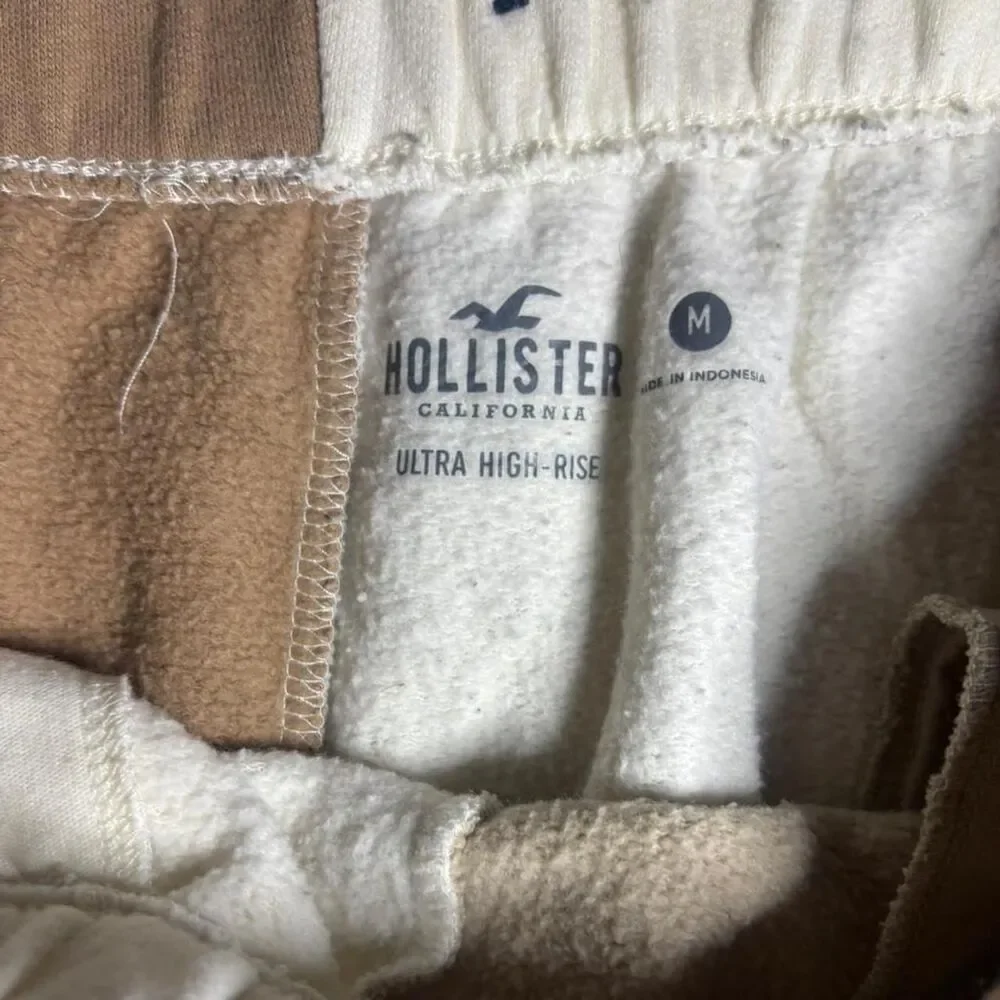 Hollister-co Women's cream and brown patchwork sweatpants - Picture 4 of 4